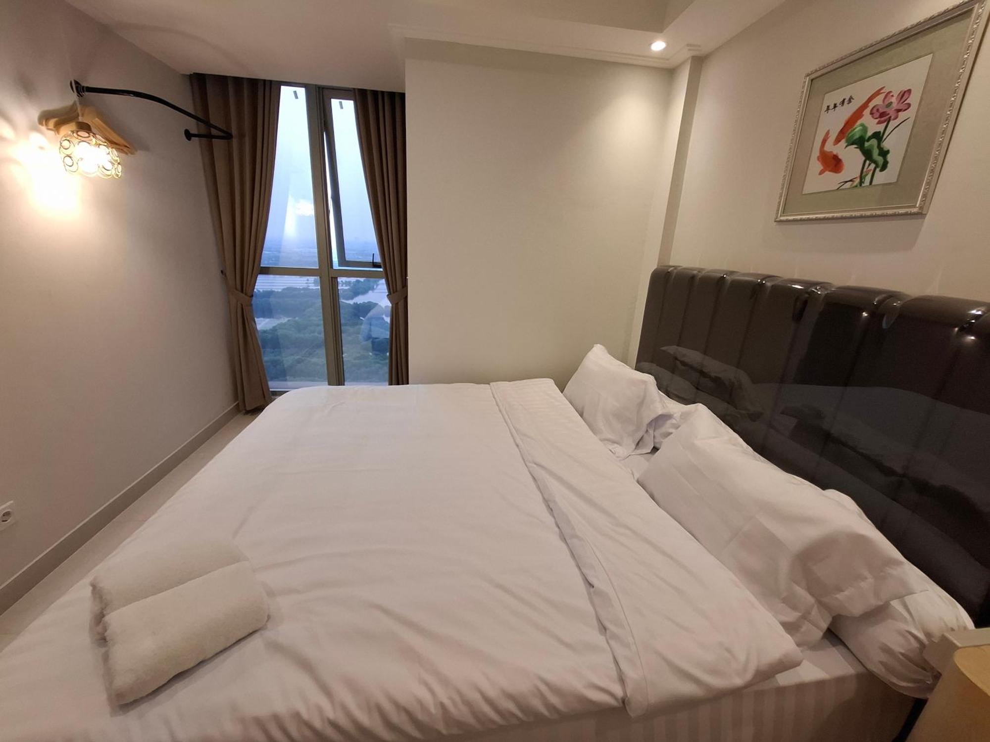 Goldcoast Seaview Apartemen *